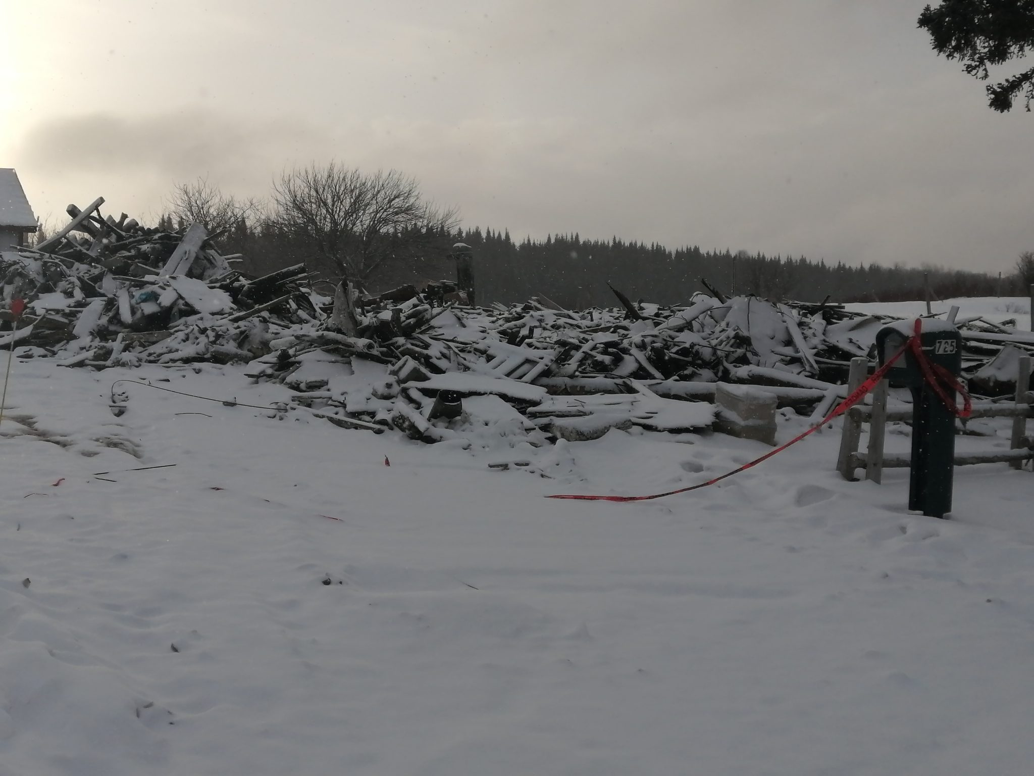 Résidence rasée par les flammes à SaintNarcisse Journal Le Soir