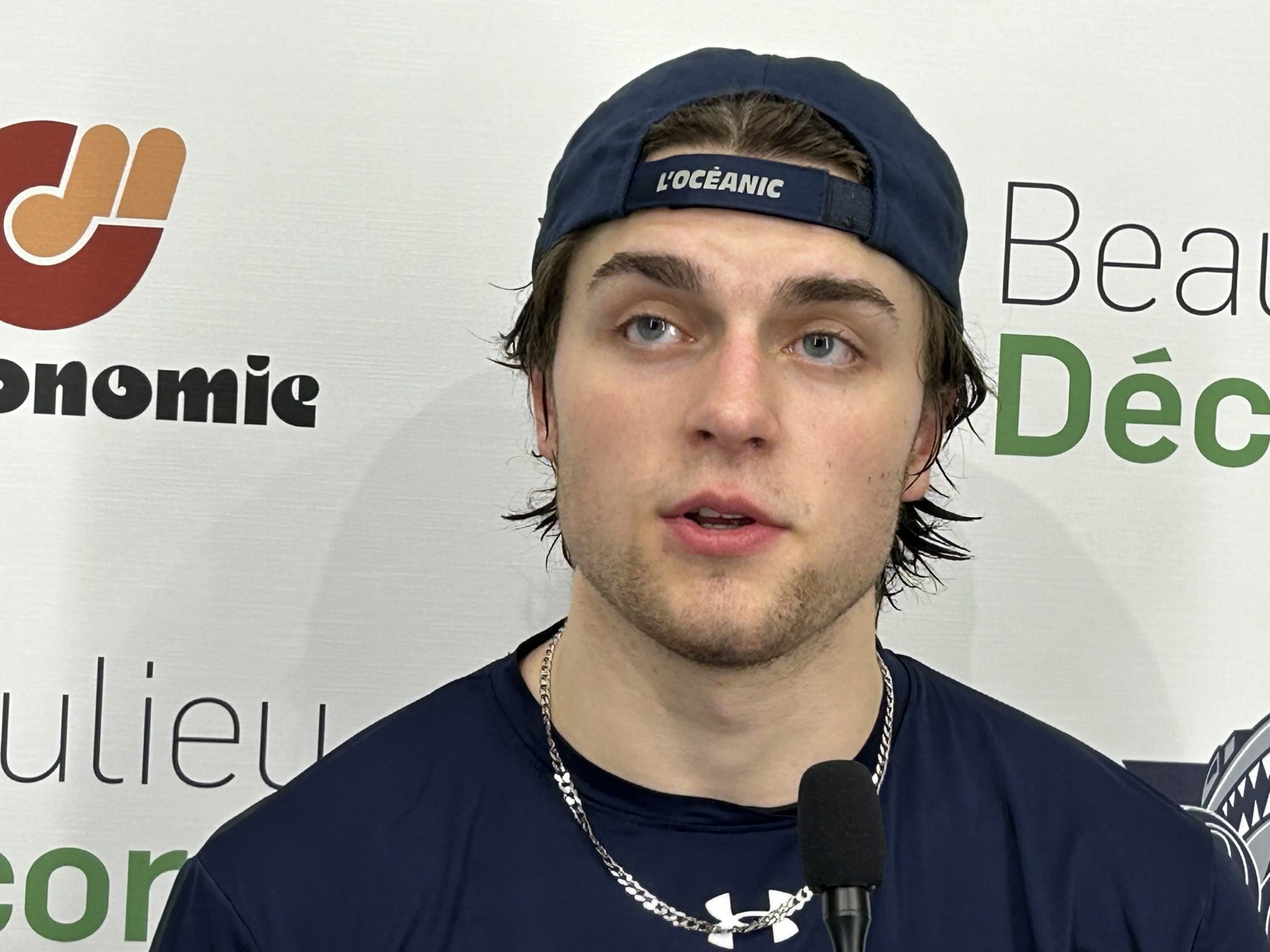 Équipe Canada junior Mathieu Cataford gagne sa place Journal Le Soir